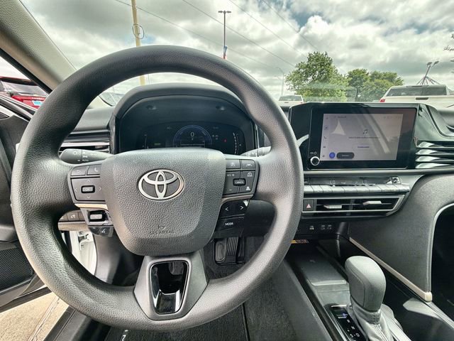 Used 2026 Toyota Camry LE FWD image 11