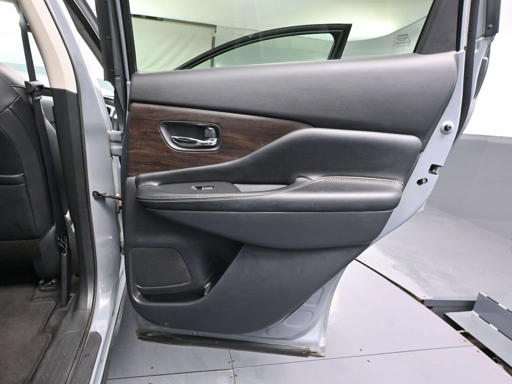 Used 2024 Nissan Murano Platinum AWD/4WD image 46