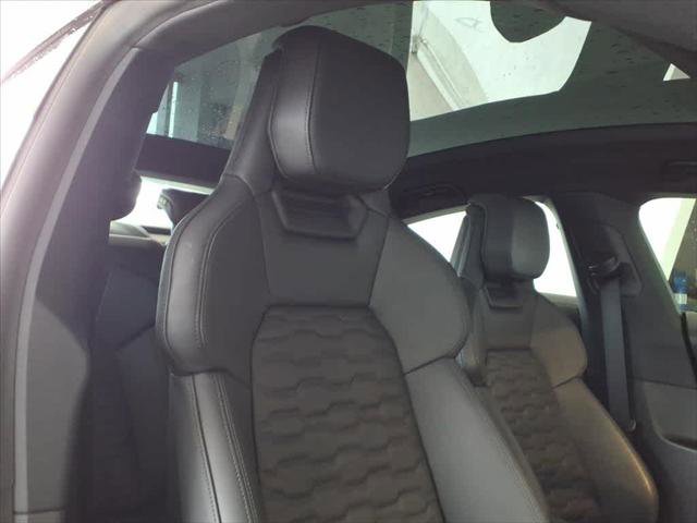 Certified 2024 Audi e-tron GT Premium Plus w/ Performance Package image 21