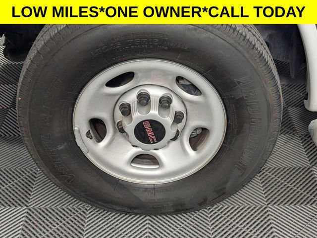Used 2024 GMC Savana 2500 w/ Driver Convenience Package RWD image 8