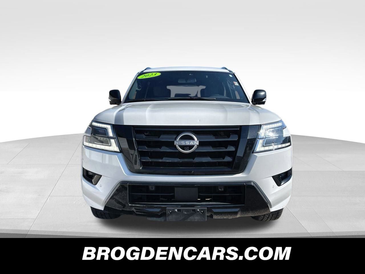 Used 2023 Nissan Armada SL w/ Midnight Edition Package image 2