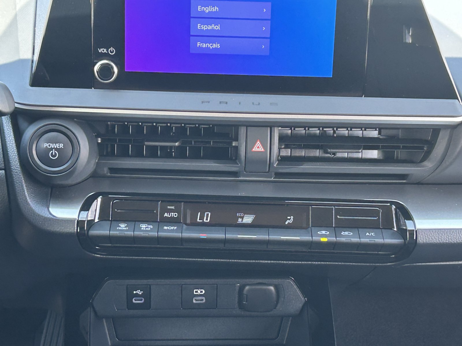 Used 2025 Toyota Prius LE FWD image 20