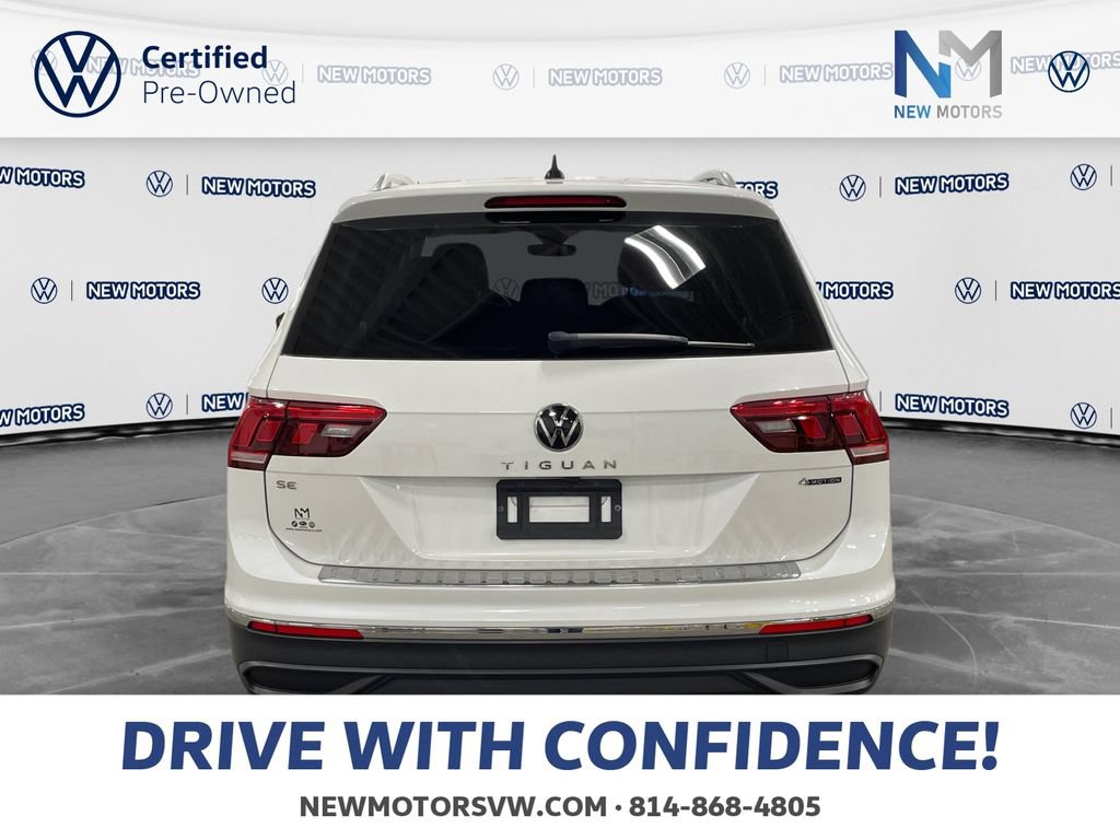 Used 2023 Volkswagen Tiguan SE w/ Panoramic Sunroof Package AWD/4WD image 4