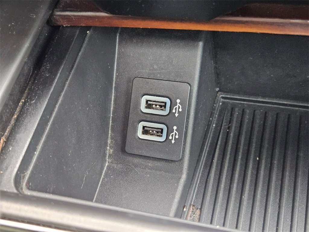 Used 2017 Ford F150 Limited w/ Trailer Tow Package image 31