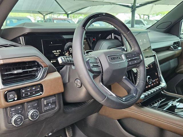 Used 2025 GMC Yukon Denali Ultimate w/ LPO, Floor Liner Package image 9