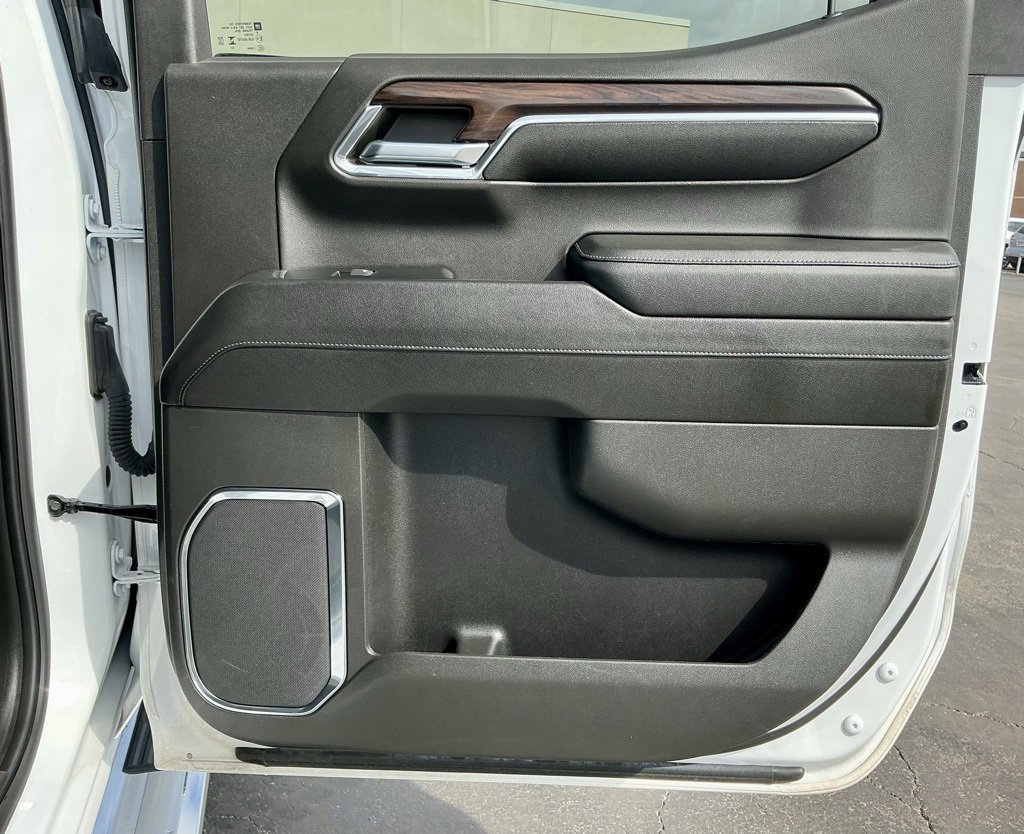 Used 2024 GMC Sierra 1500 SLT w/ SLT Premium Plus Package image 26