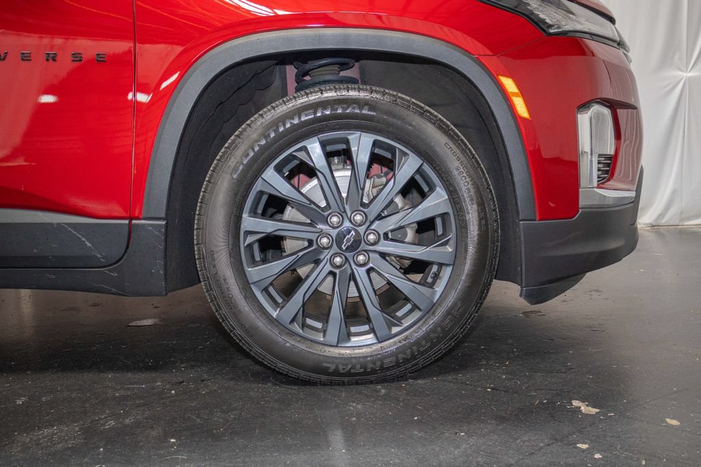 Used 2023 Chevrolet Traverse RS AWD/4WD image 6