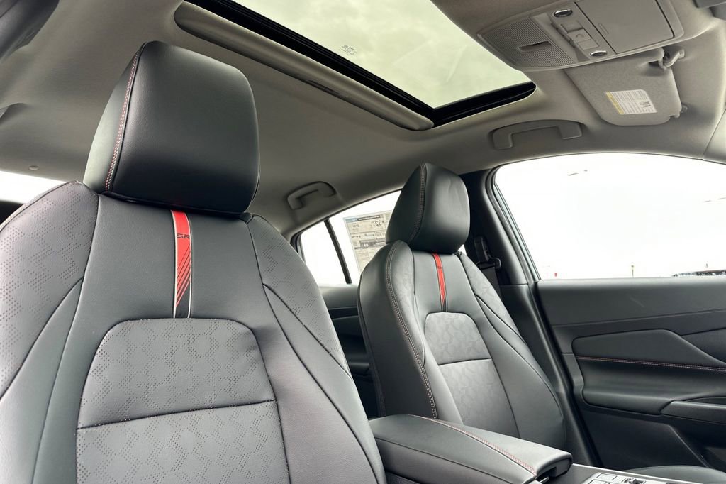 New 2026 Nissan Sentra SR w/ SR Premium Package image 16