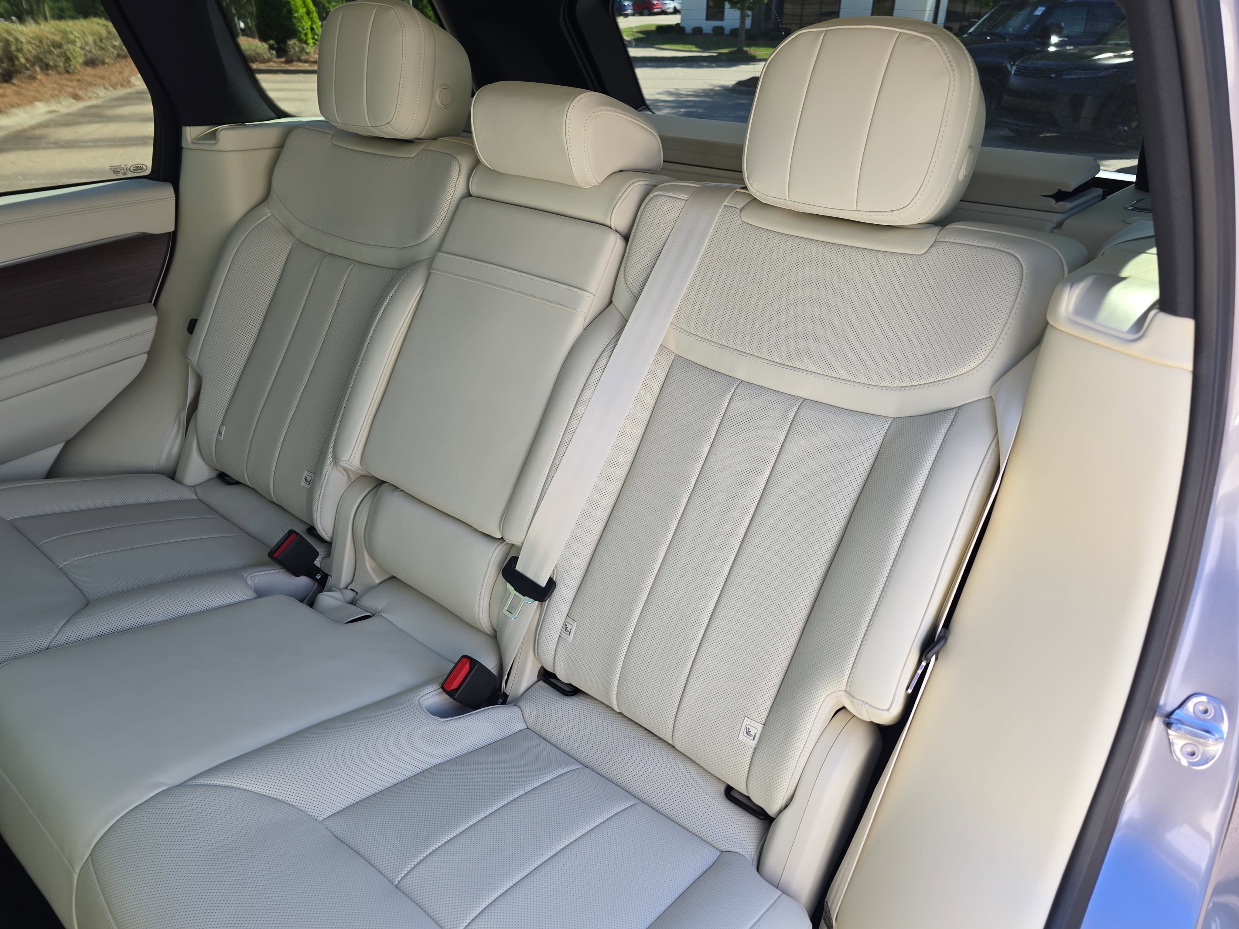 New 2026 Land Rover Range Rover SE AWD/4WD image 14