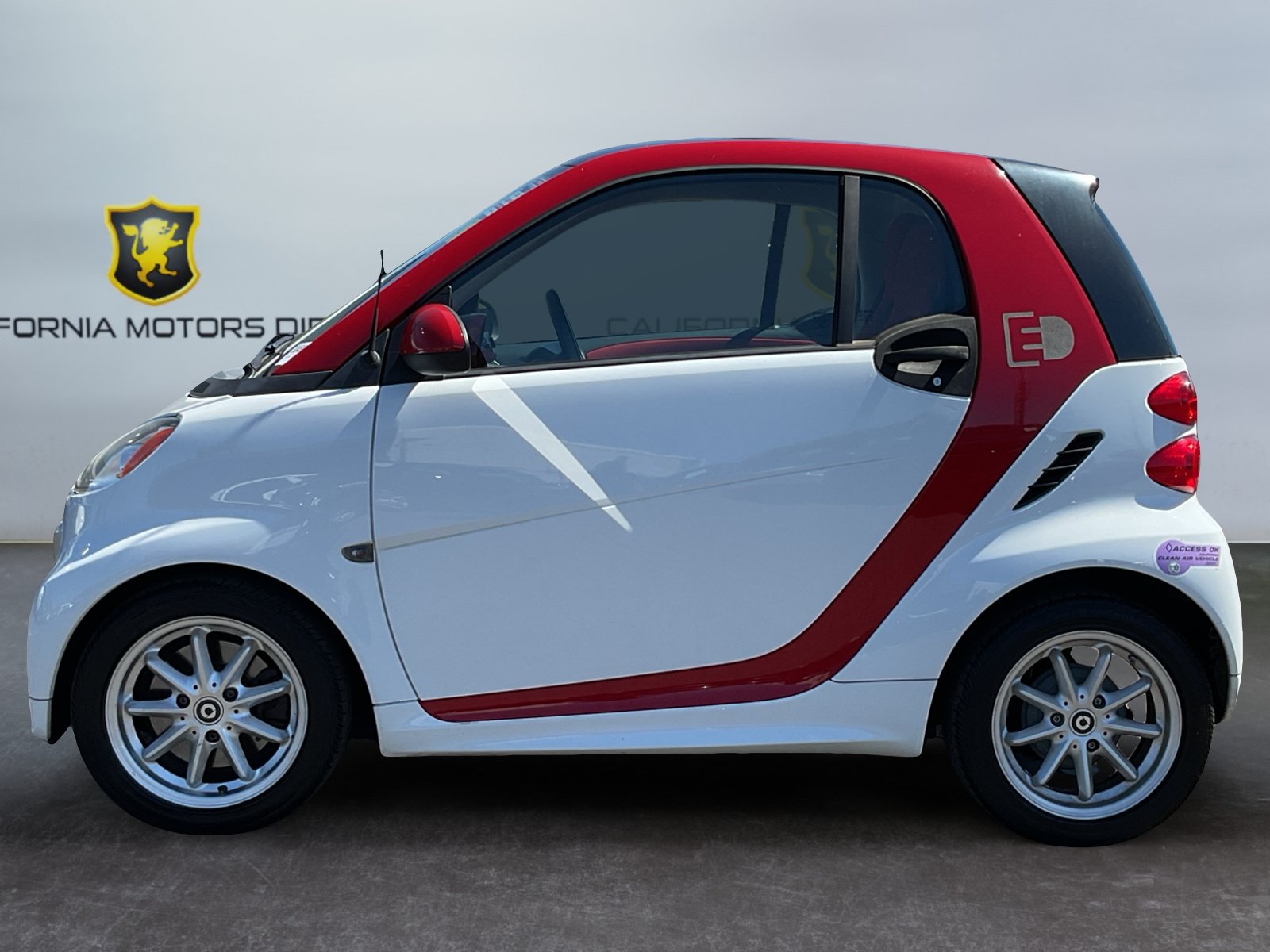 Used 2016 smart fortwo electric drive RWD image 8