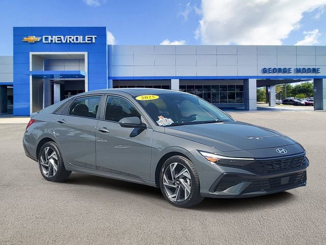 Used 2025 Hyundai Elantra SEL