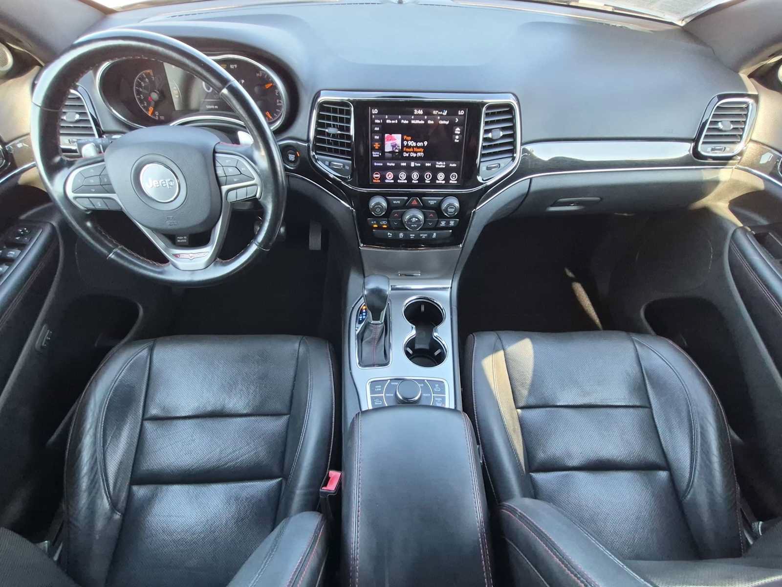 Used 2020 Jeep Grand Cherokee Trailhawk w/ Trailhawk Luxury Group AWD/4WD image 14
