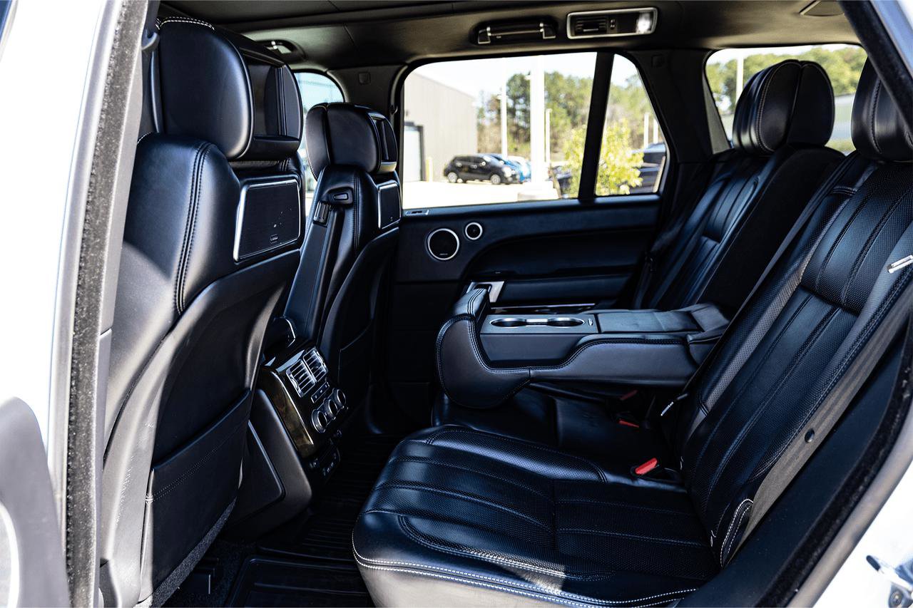 Used 2017 Land Rover Range Rover Autobiography image 15