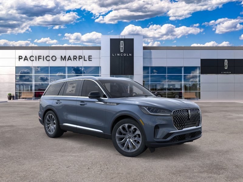 Used 2026 Lincoln Aviator AWD image 7