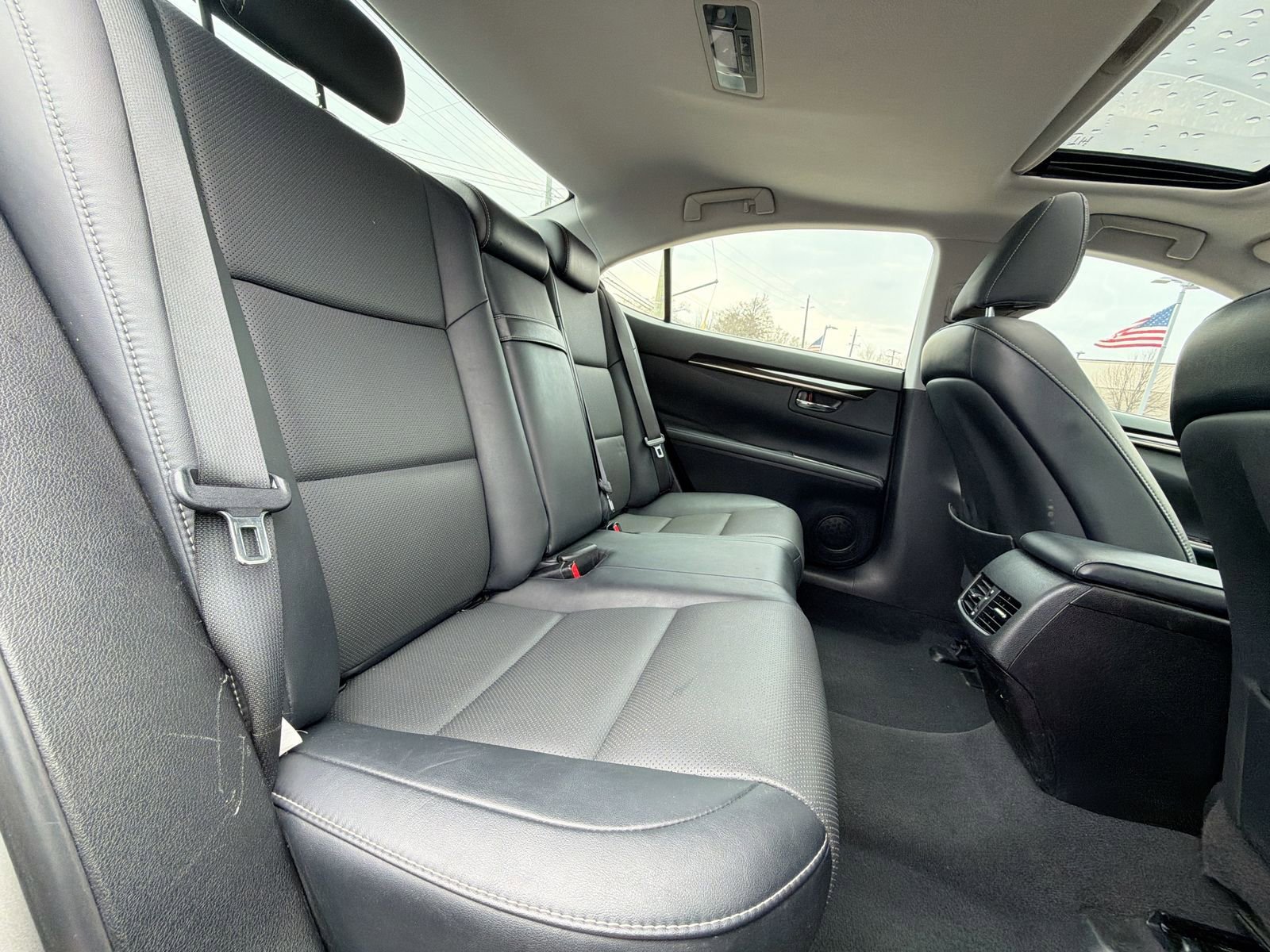 Used 2018 Lexus ES 350 w/ Premier Package image 26