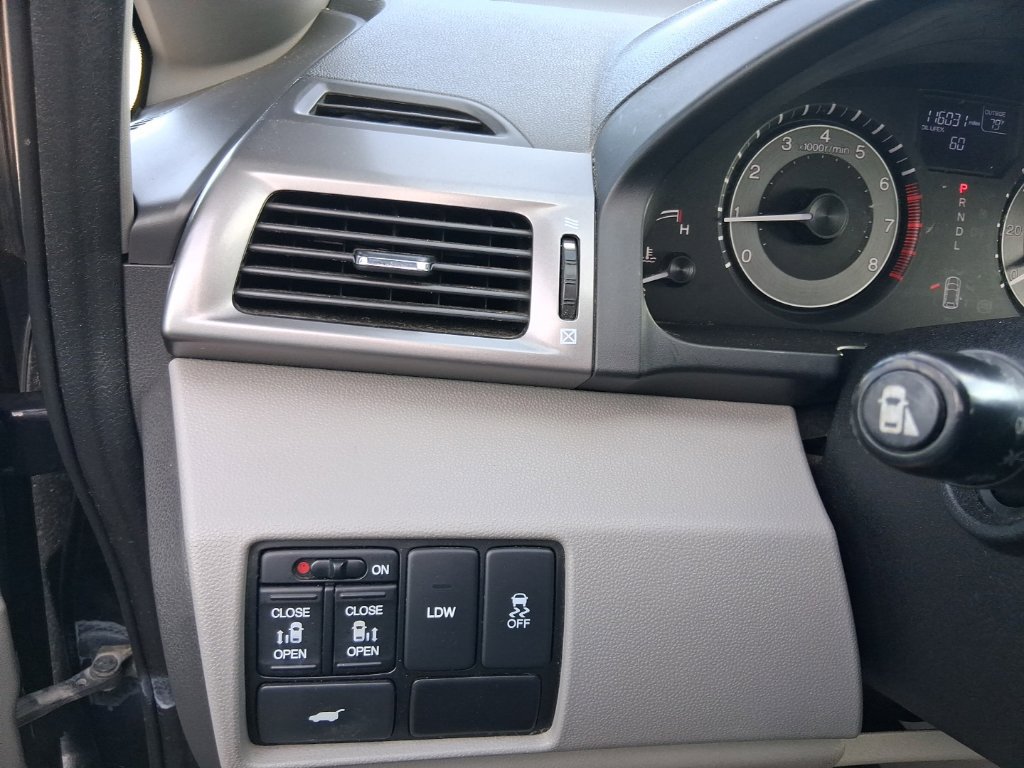 Used 2015 Honda Odyssey EX-L image 30