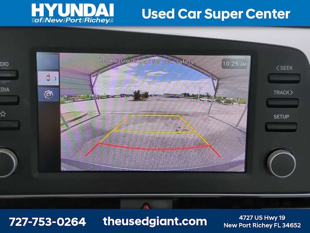 Used 2025 Hyundai Elantra SE FWD image 20