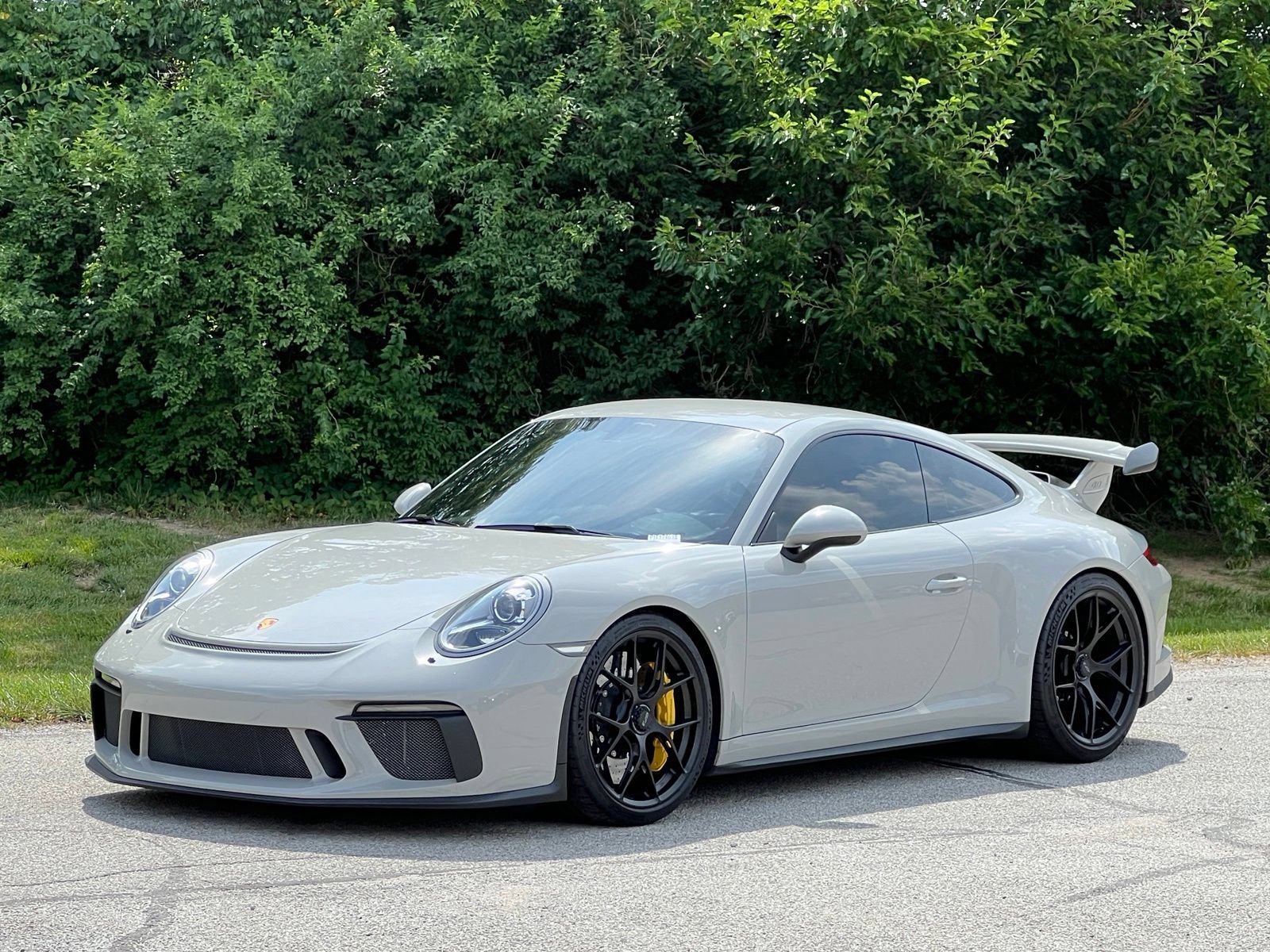 Used 2018 Porsche 911 GT3 w/ Sport Chrono Package RWD video 1