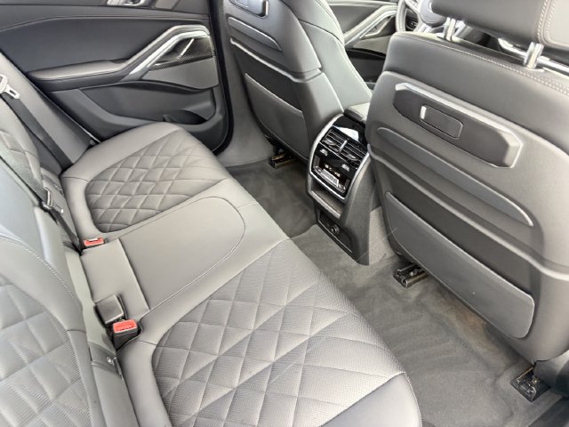 Used 2026 BMW X6 M60i AWD/4WD image 15