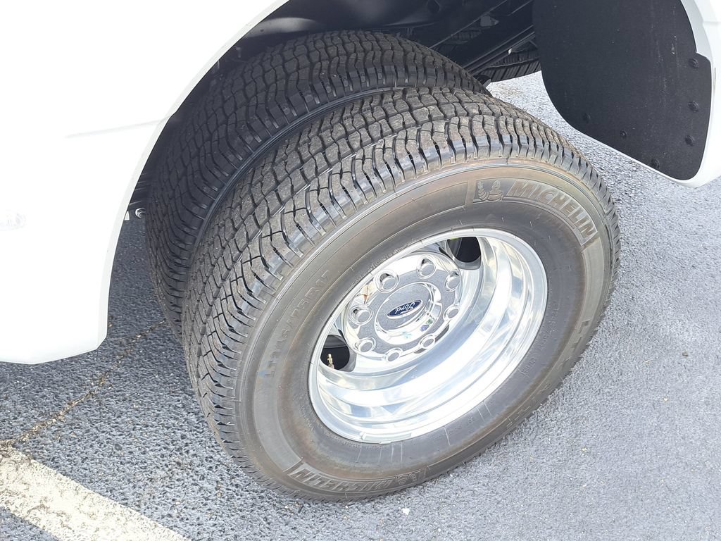 New 2026 Ford F350 XL AWD/4WD image 18