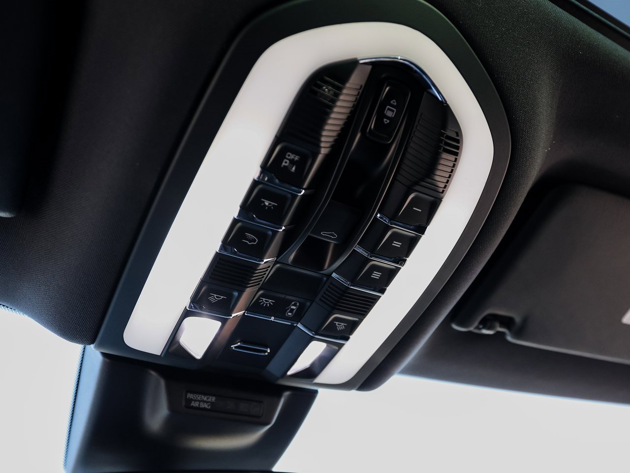 New 2026 Porsche Macan GTS image 21