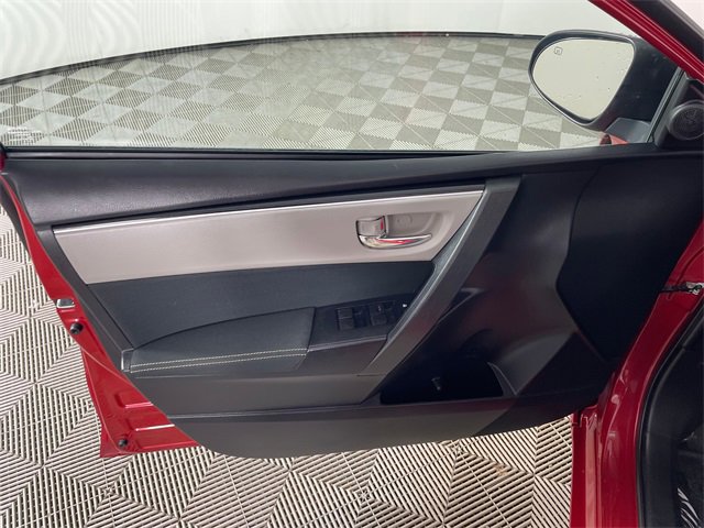 Used 2017 Toyota Corolla LE image 15