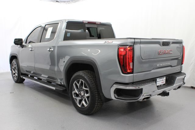 Used 2023 GMC Sierra 1500 SLT w/ SLT Premium Package AWD/4WD image 9