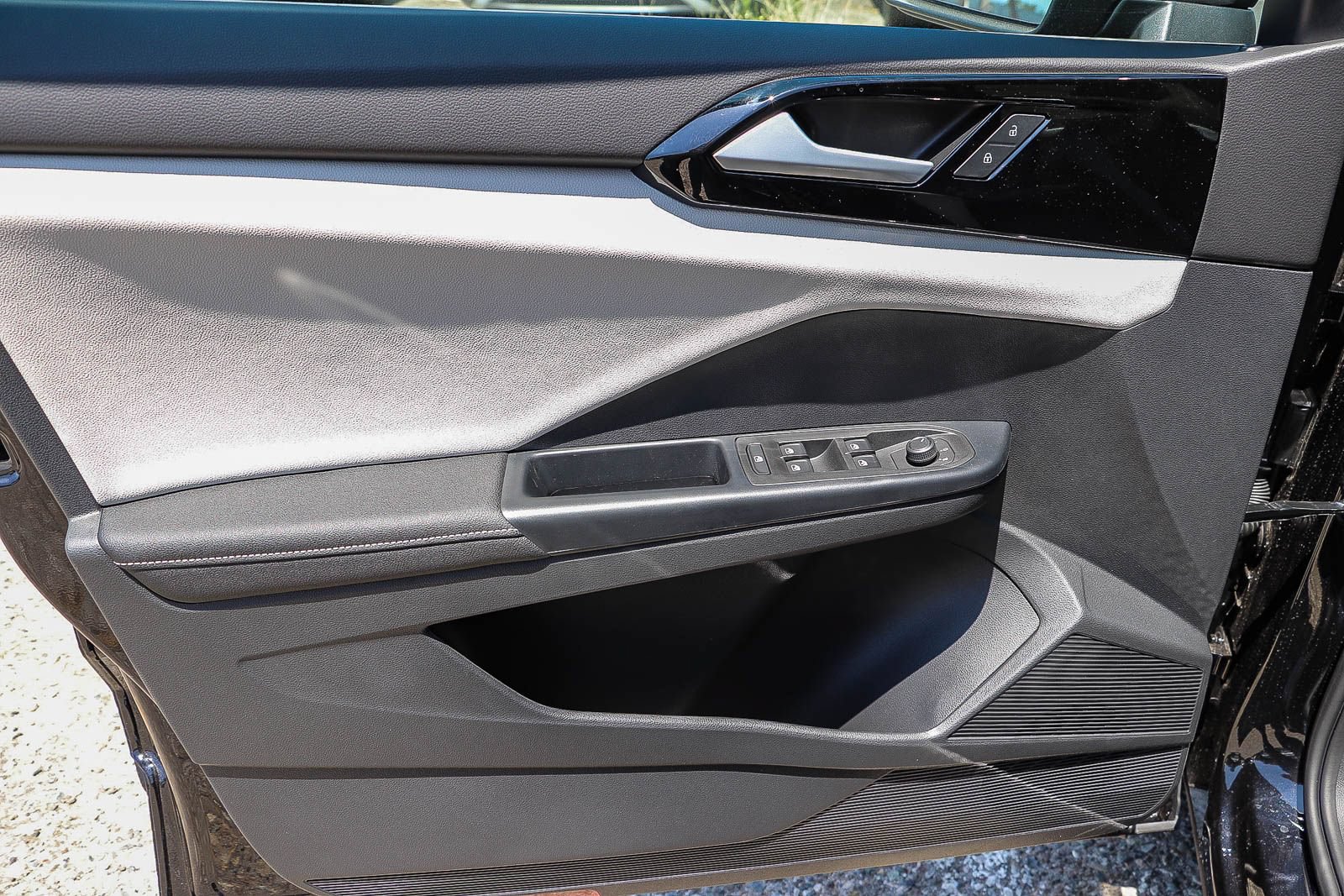 New 2026 Volkswagen Taos S FWD image 24
