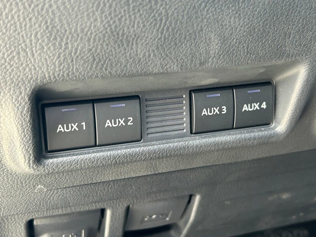 Used 2025 Lexus GX 550 AWD/4WD image 30