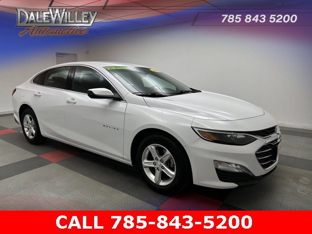 Used 2023 Chevrolet Malibu LT image 1