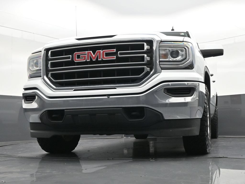 Used 2018 GMC Sierra 1500 SLE w/ Suspension Package, Off-Road AWD/4WD image 34