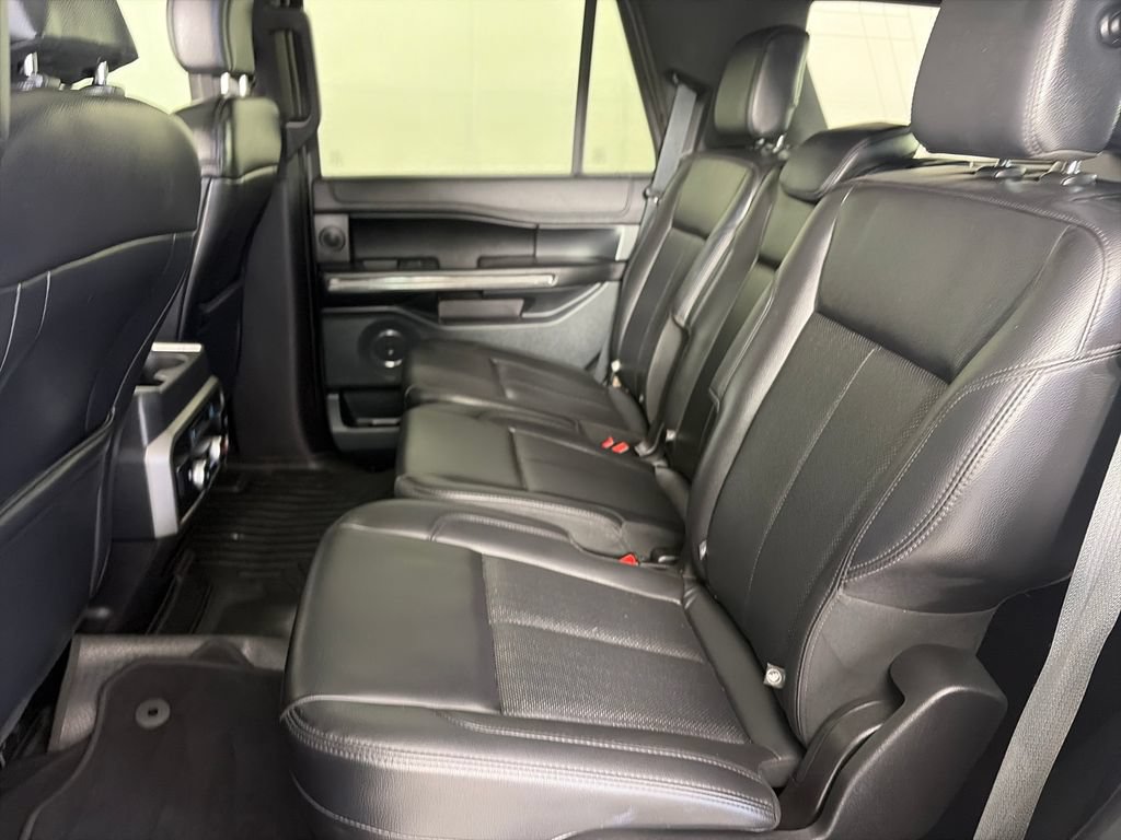Certified 2019 Ford Expedition XLT w/ Equipment Group 202A AWD/4WD image 13