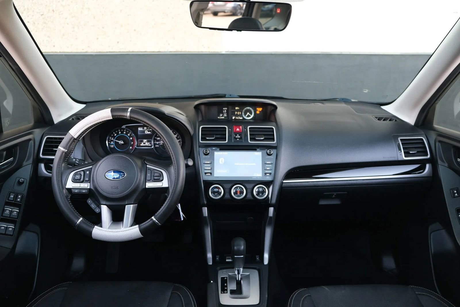 Used 2017 Subaru Forester 2.5i Limited w/ Popular Package #2 image 34