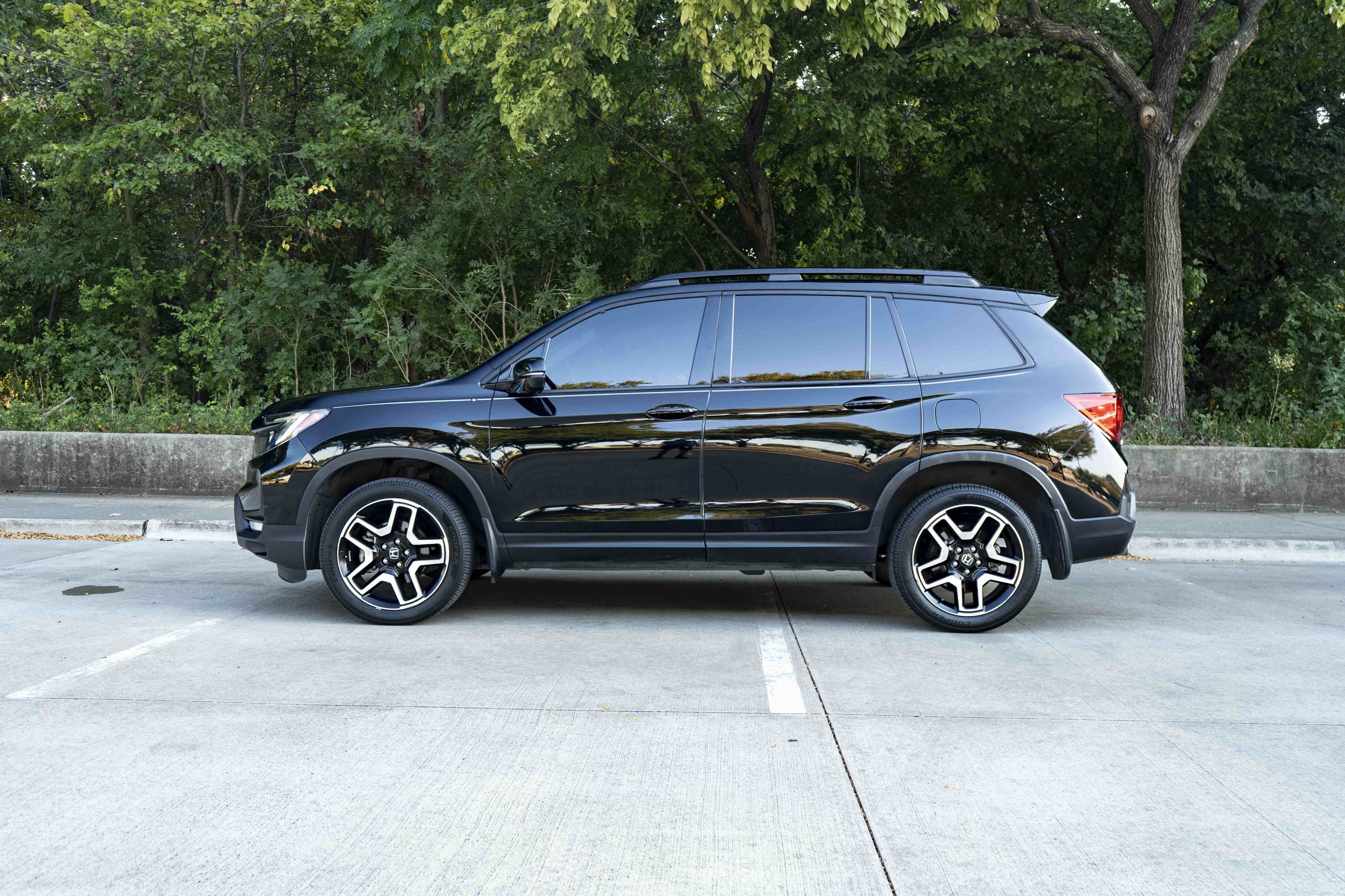 Used 2023 Honda Passport Elite image 6