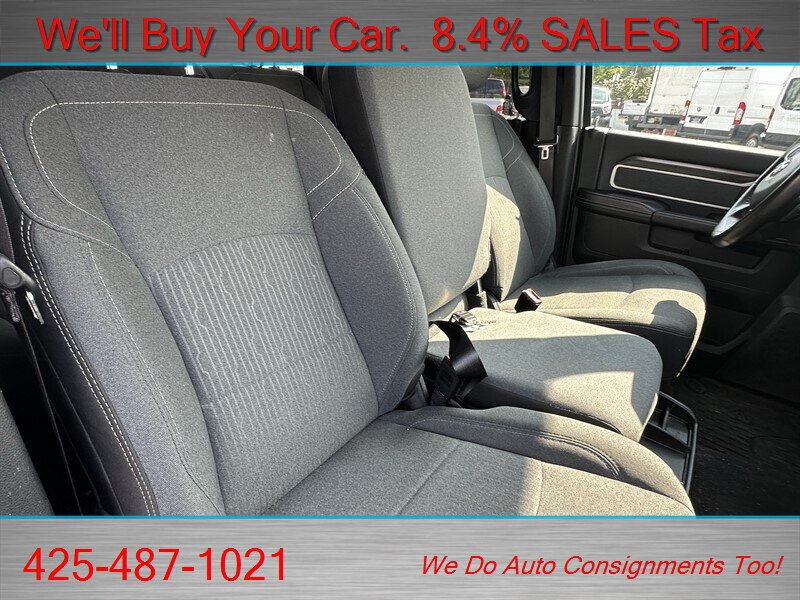 Used 2020 RAM 2500 Big Horn w/ Night Edition AWD/4WD image 16