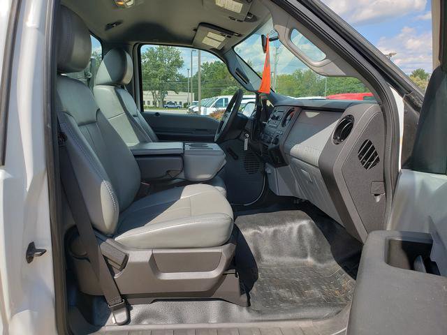 Used 2011 Ford F350 XL w/ Skid Plate Pkg image 14