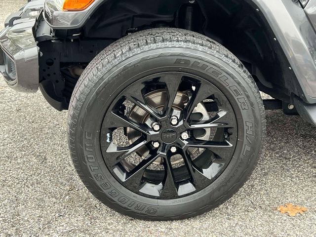 Certified 2021 Jeep Wrangler Unlimited Sahara image 11