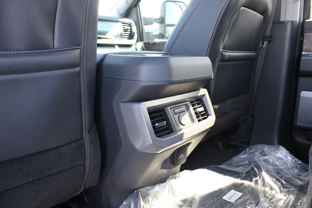 New 2026 Ford F250 Lariat w/ Tremor Off-Road Package AWD/4WD image 23
