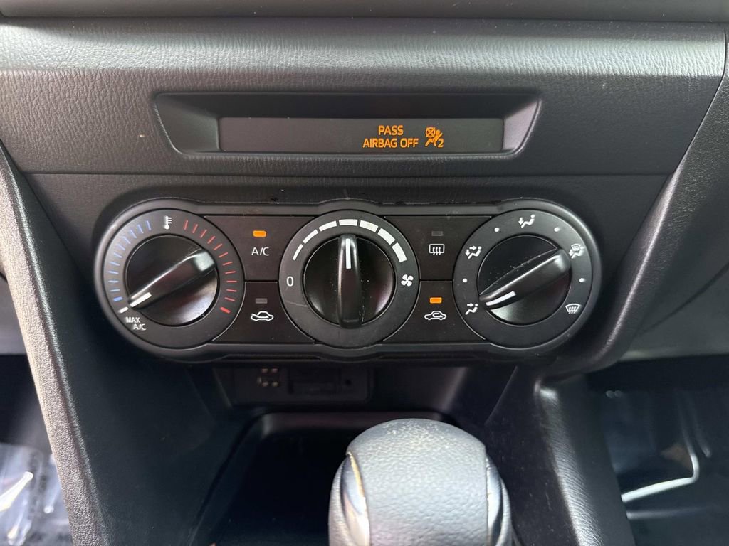 Used 2017 MAZDA MAZDA3 Sport FWD image 30
