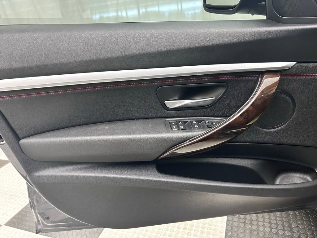 Used 2016 BMW 328i Gran Turismo xDrive AWD/4WD image 9