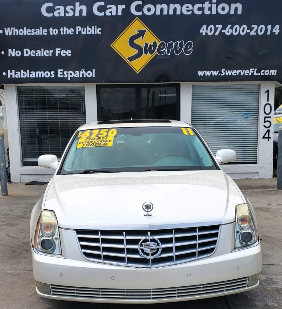 Used 2011 Cadillac DTS Premium FWD image 3