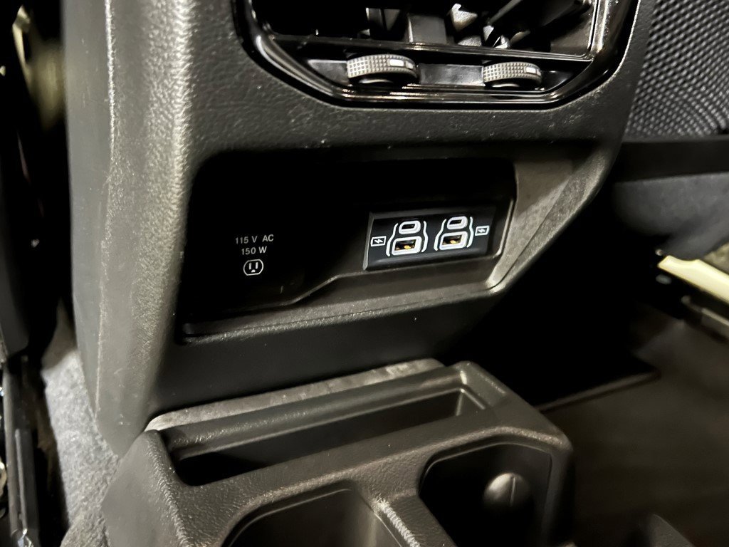 Certified 2024 Jeep Grand Cherokee L Altitude image 24