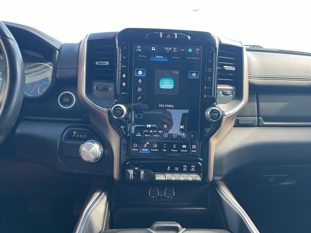 Used 2022 RAM 1500 Laramie w/ Laramie Southwest Edition image 15