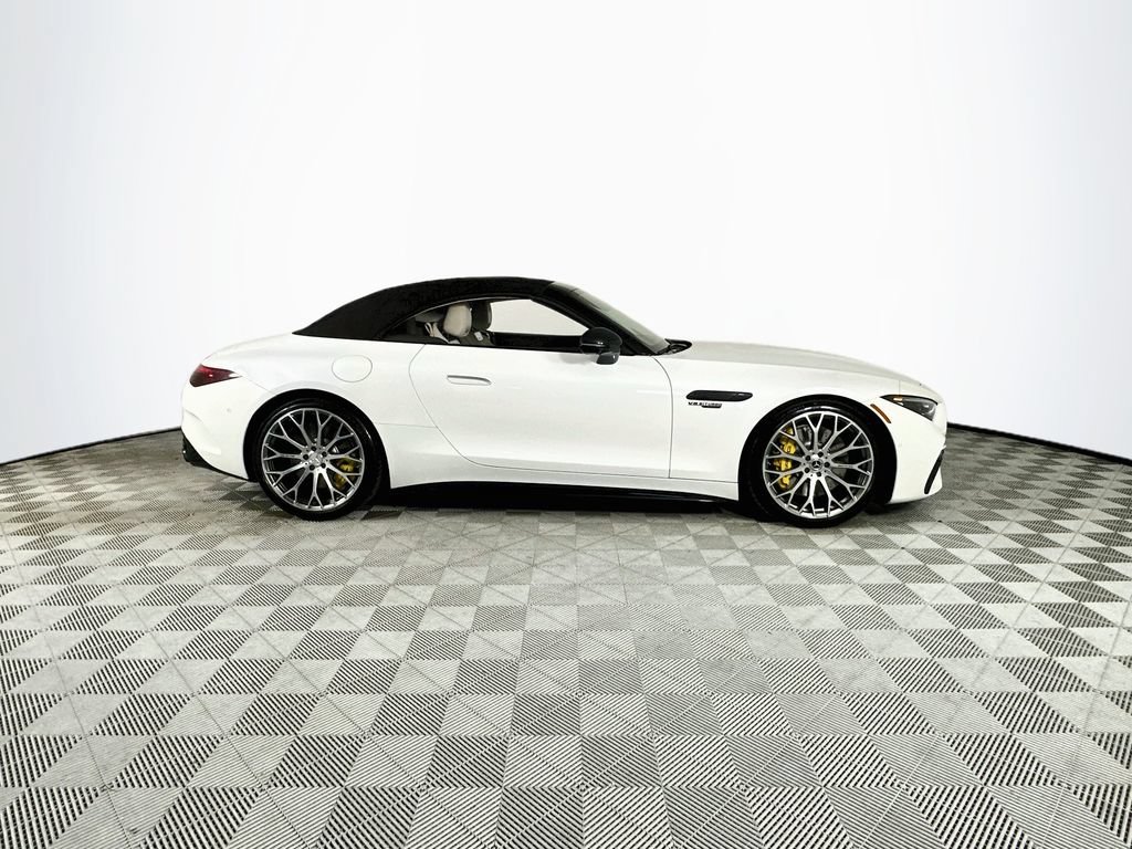 Used 2022 Mercedes-Benz SL 55 AMG 4MATIC image 37