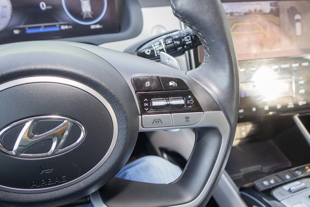 Used 2024 Hyundai Tucson Limited image 25