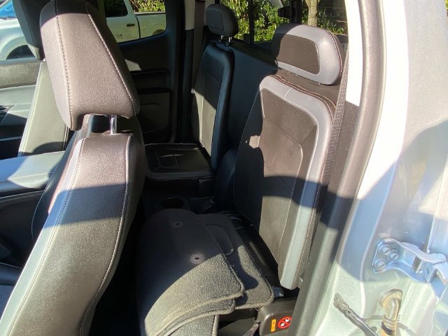 Used 2017 Chevrolet Colorado Z71 AWD/4WD image 8