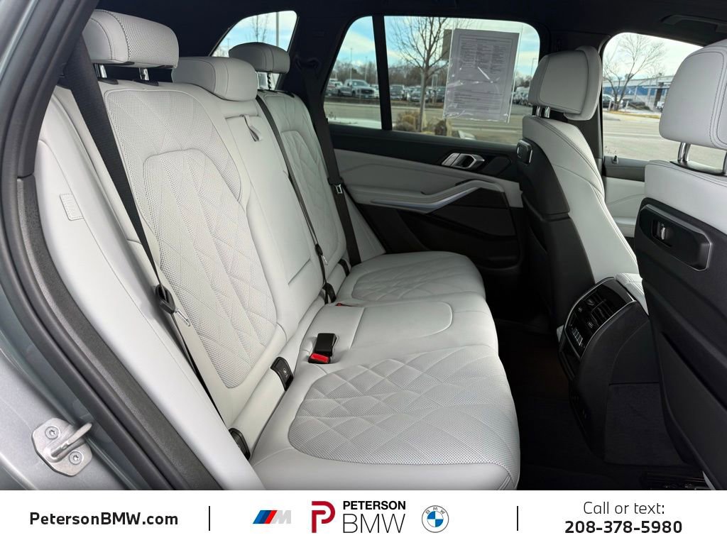 Used 2024 BMW X5 xDrive50e w/ Premium Package image 18
