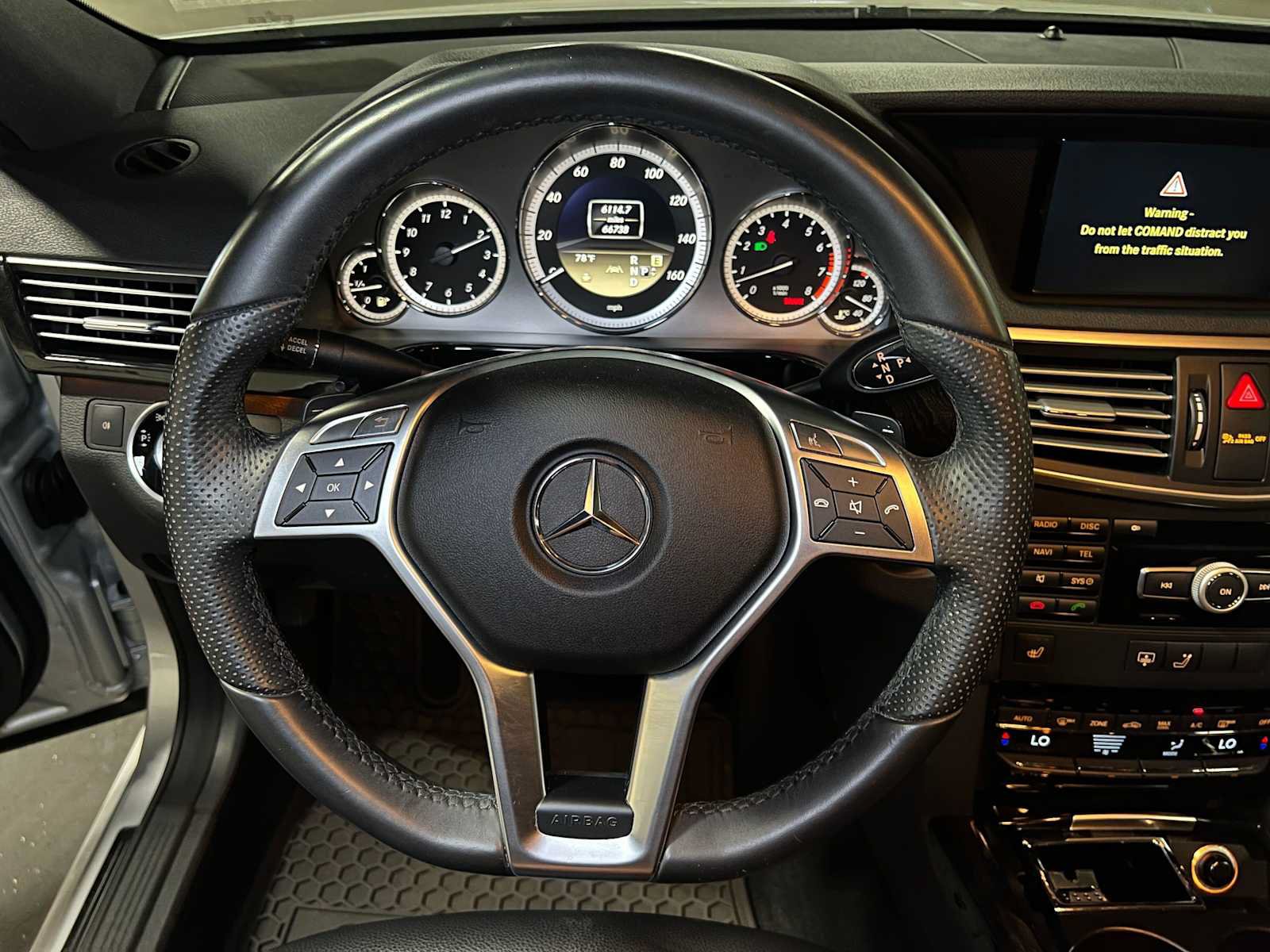 Used 2012 Mercedes-Benz E 350 4MATIC Sedan image 27