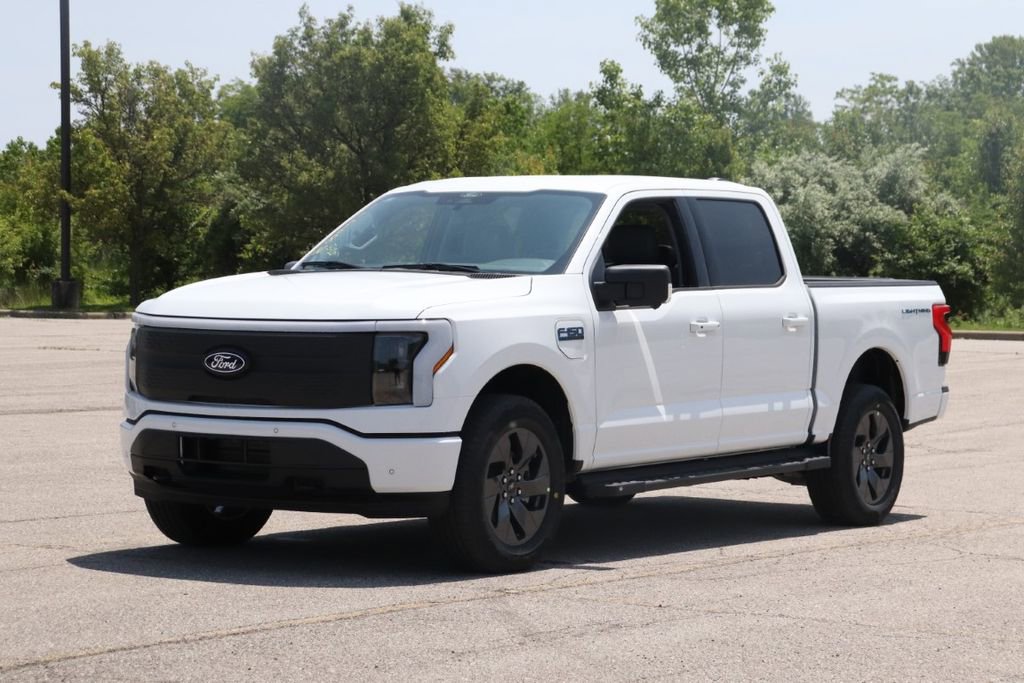 New 2025 Ford F150 Lightning Flash image 3
