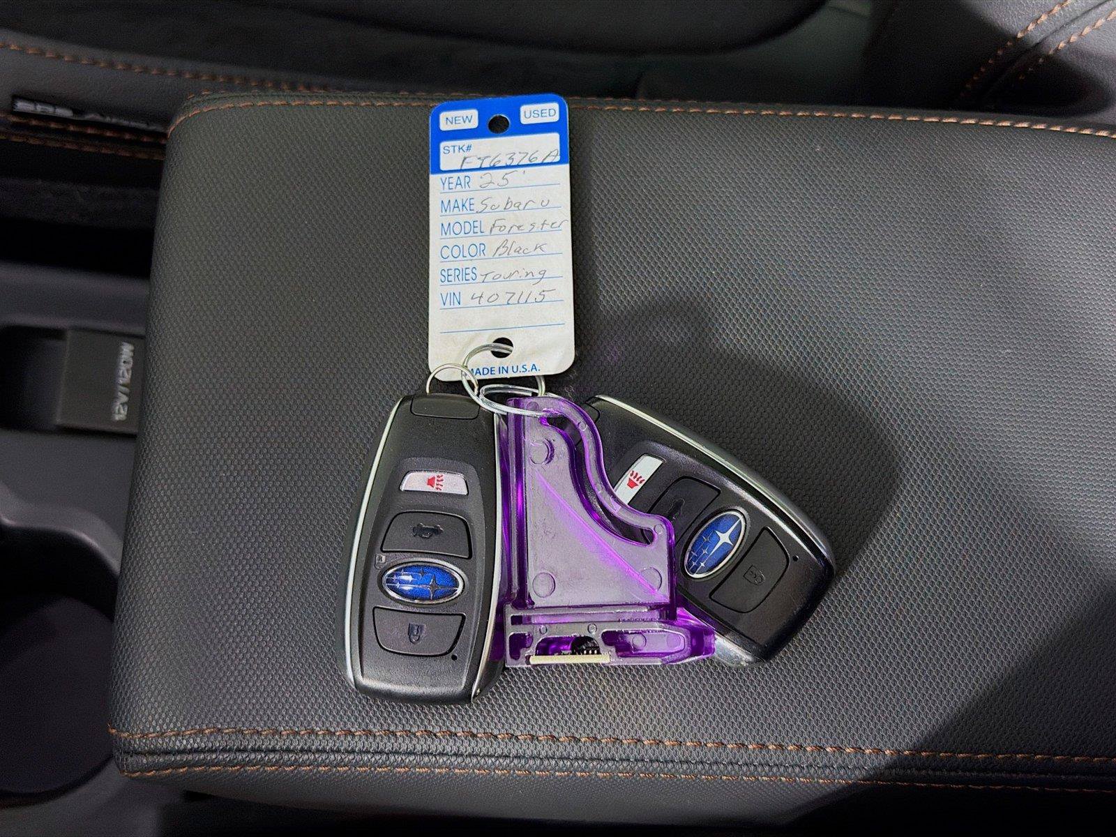 Used 2025 Subaru Forester Touring AWD/4WD image 4